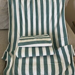 Splash Striped Resort beach towels 3